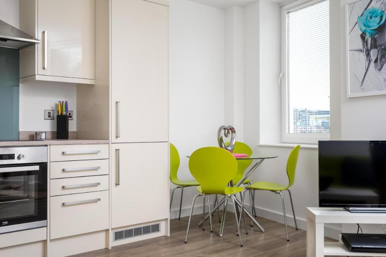 The Post House One By Fortuna Property Gloucester Ngoại thất bức ảnh